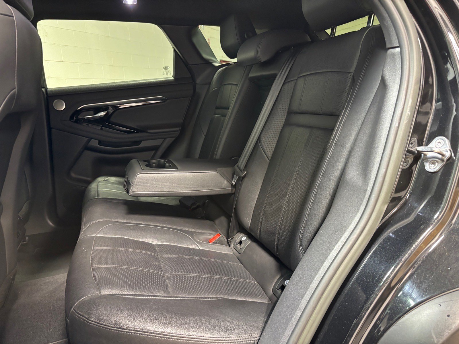 Used 2023 Land Rover Range Rover Evoque SE AWD/4WD image 26