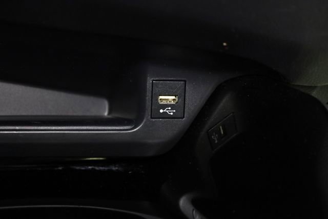 Used 2020 Toyota C-HR XLE FWD image 24