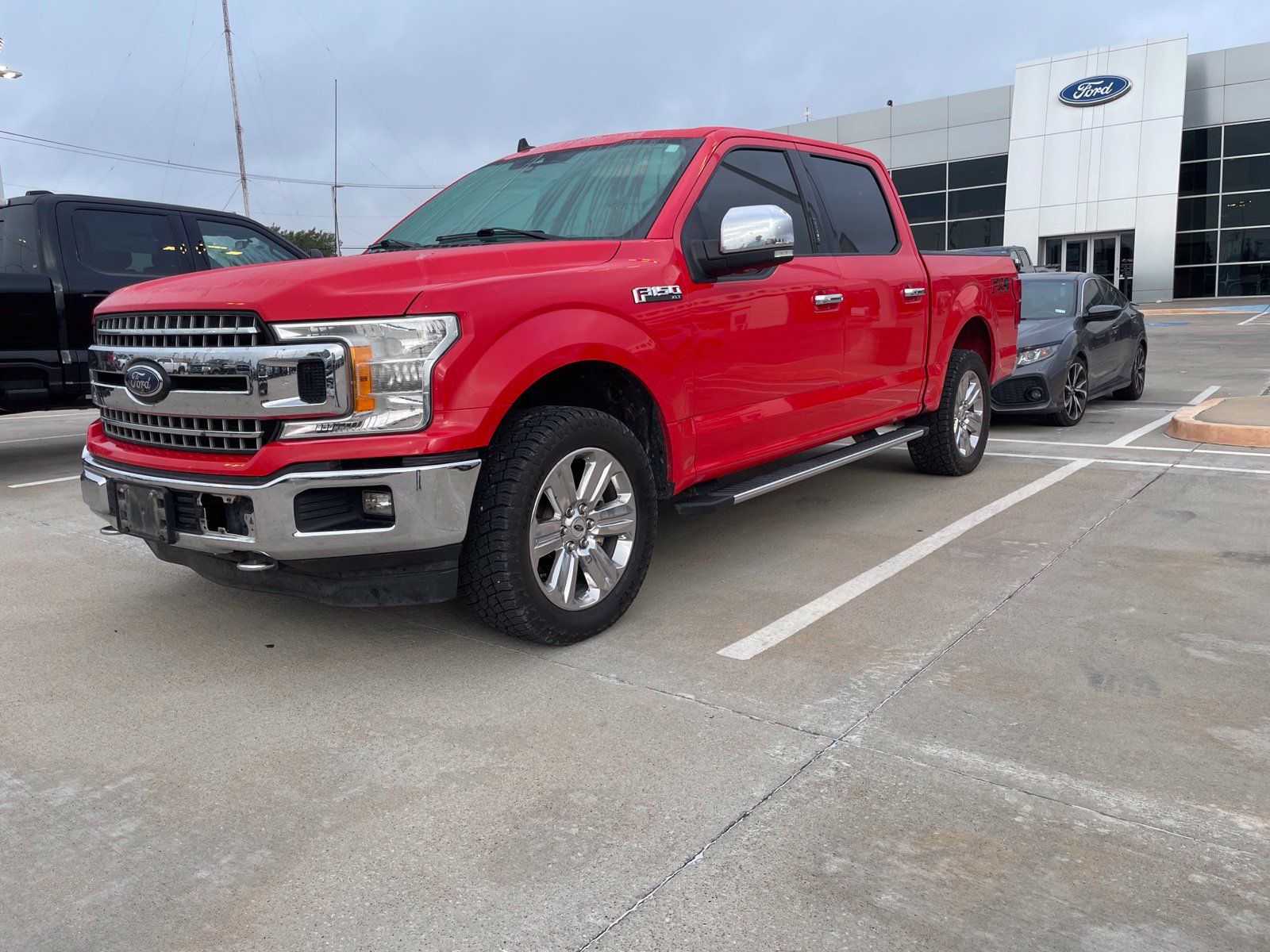 Used 2020 Ford F150 XLT w/ Equipment Group 302A Luxury AWD/4WD image 3