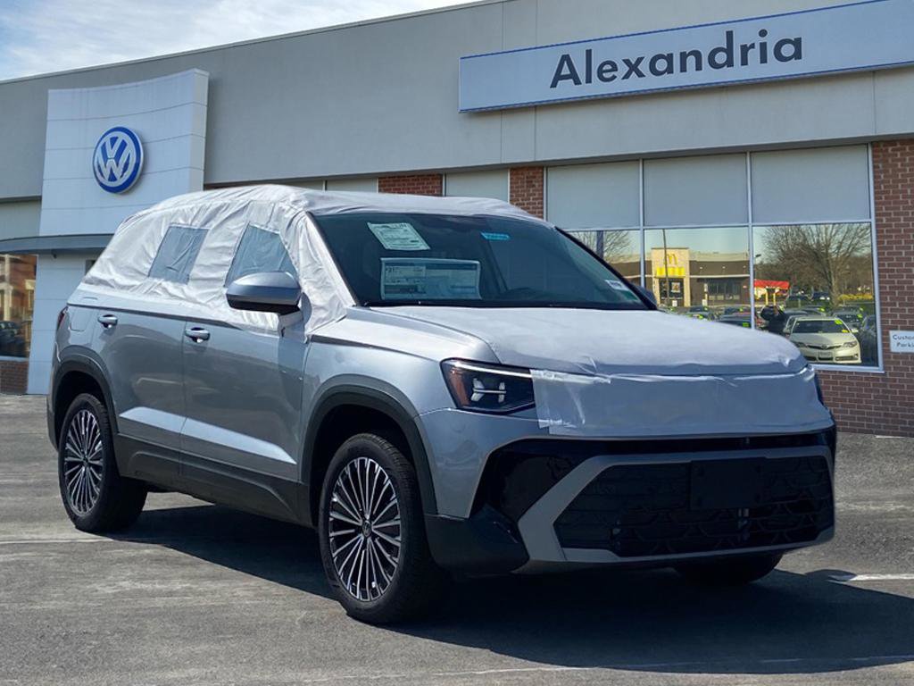 New 2025 Volkswagen Taos SE