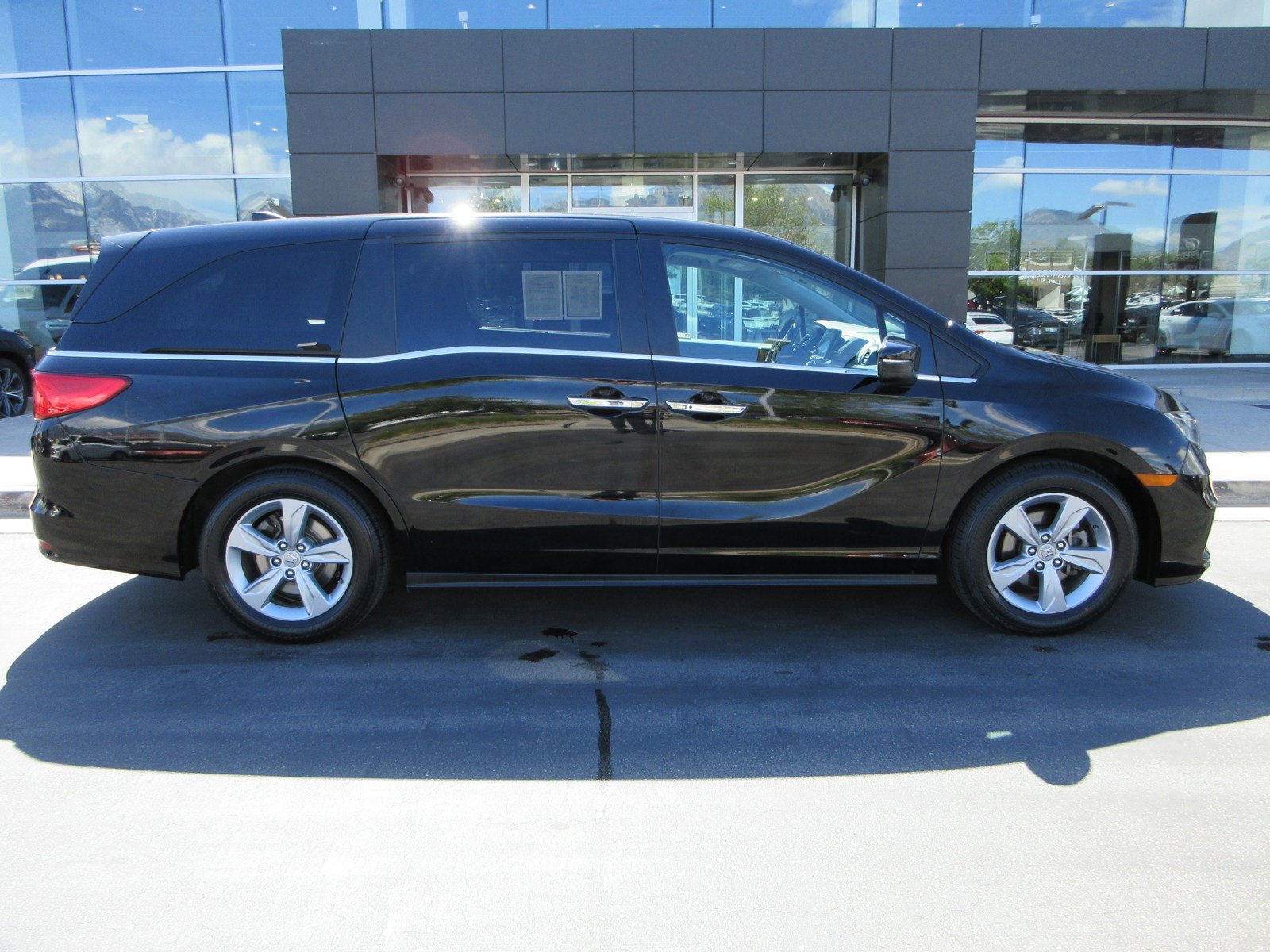 Used 2020 Honda Odyssey EX-L image 11