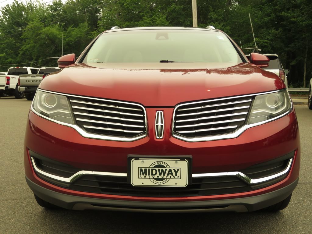 Used 2016 Lincoln MKX Reserve w/ Driver Assistance Package AWD/4WD image 2