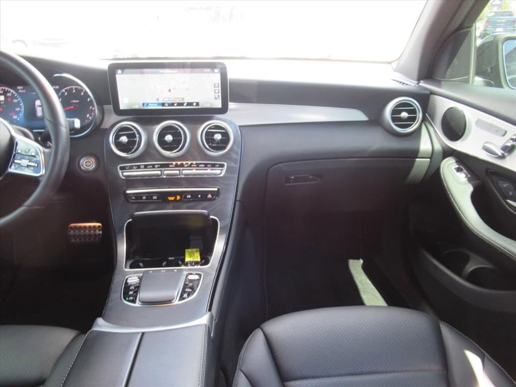 Used 2022 Mercedes-Benz GLC 300 4MATIC image 14