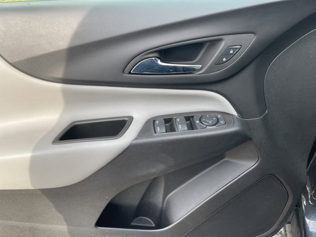Used 2023 Chevrolet Equinox LT image 18