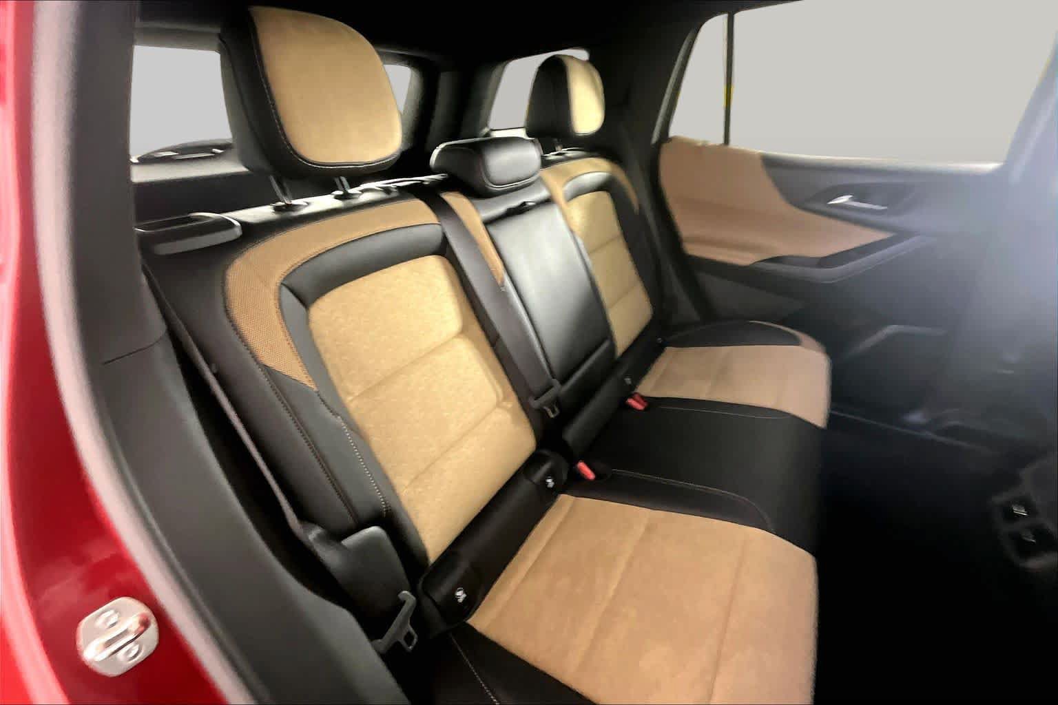 Certified 2026 Chevrolet Equinox ACTIV w/ LPO, Floor Liner Package FWD image 39