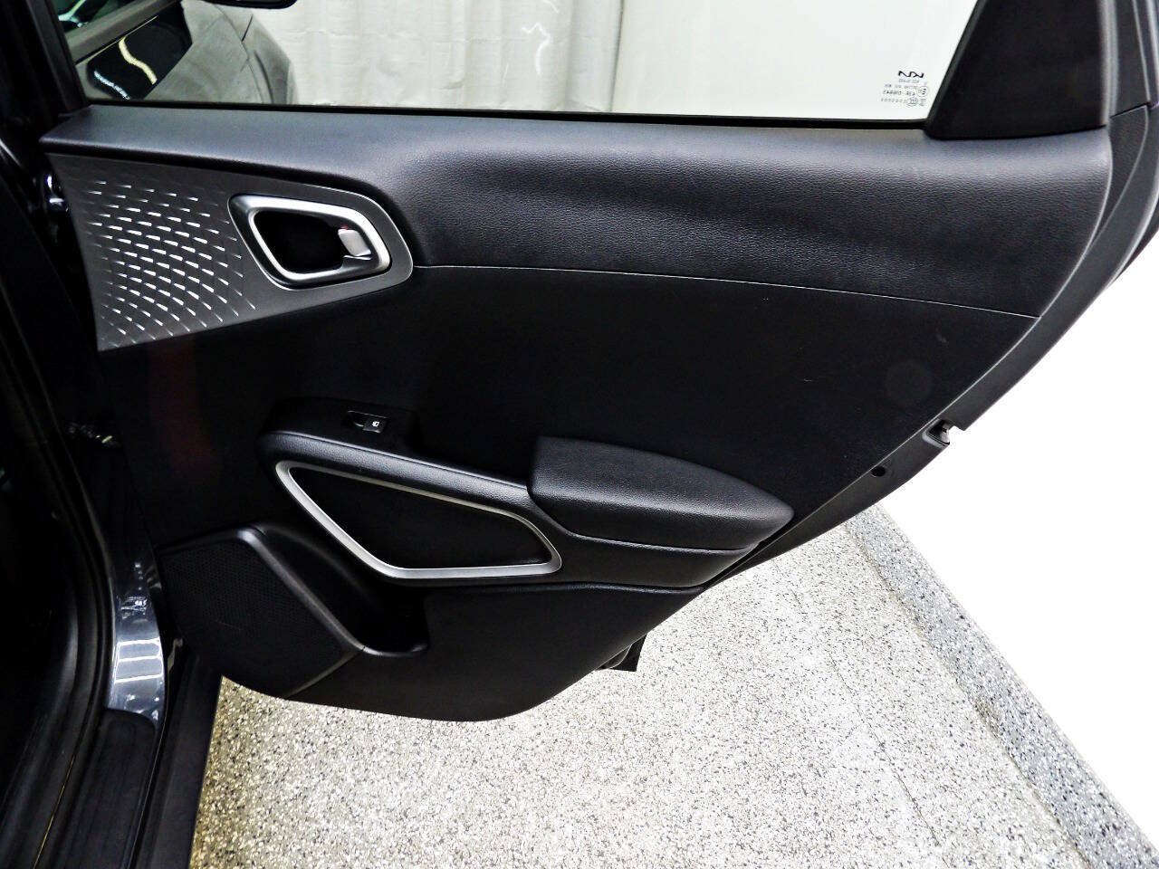 Used 2022 Kia Soul LX w/ Technology Package FWD image 12