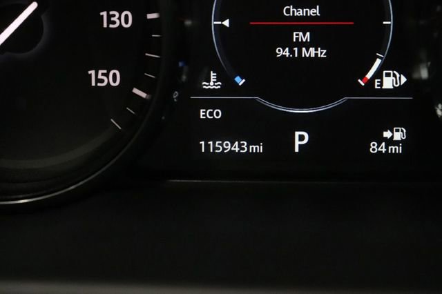 Used 2017 Land Rover Discovery Sport HSE image 16