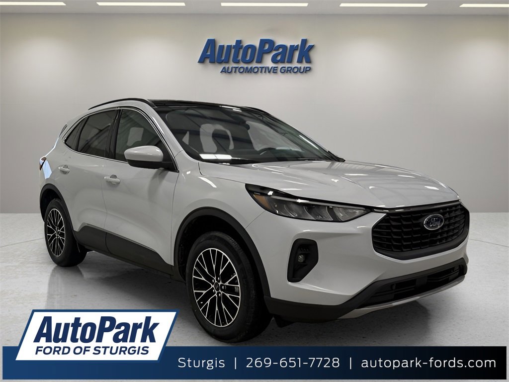 New 2026 Ford Escape SE image 1