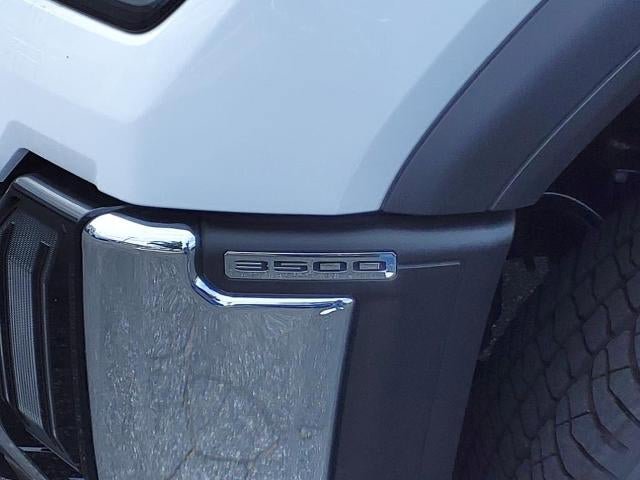Used 2024 GMC Sierra 3500 Pro w/ Convenience Package RWD image 14