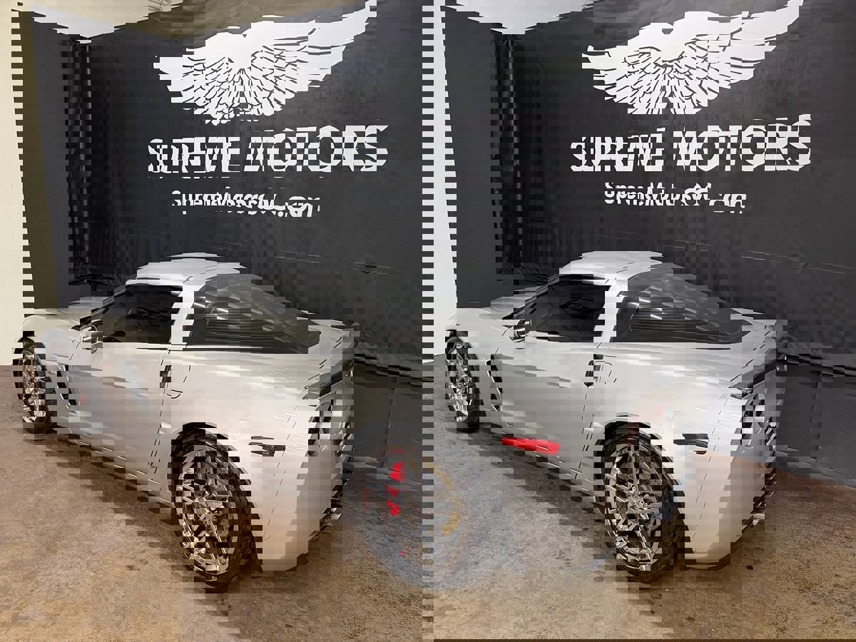 Used 2008 Chevrolet Corvette Z06 w/ Preferred Equipment Group image 4