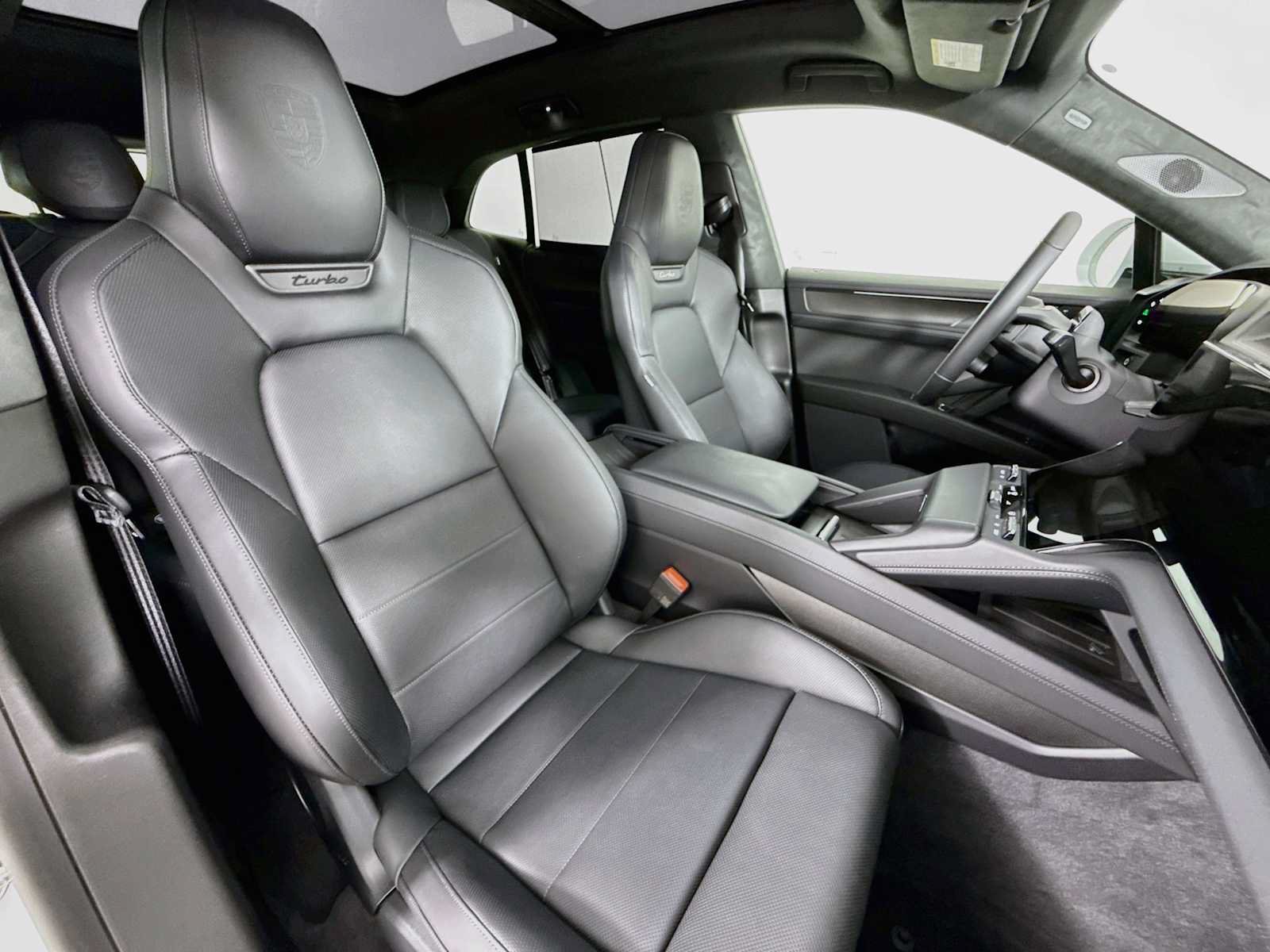 New 2026 Porsche Cayenne Turbo Electric AWD/4WD image 29