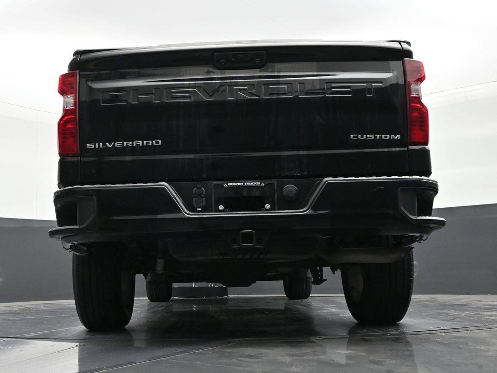 Used 2023 Chevrolet Silverado 1500 Custom RWD image 23