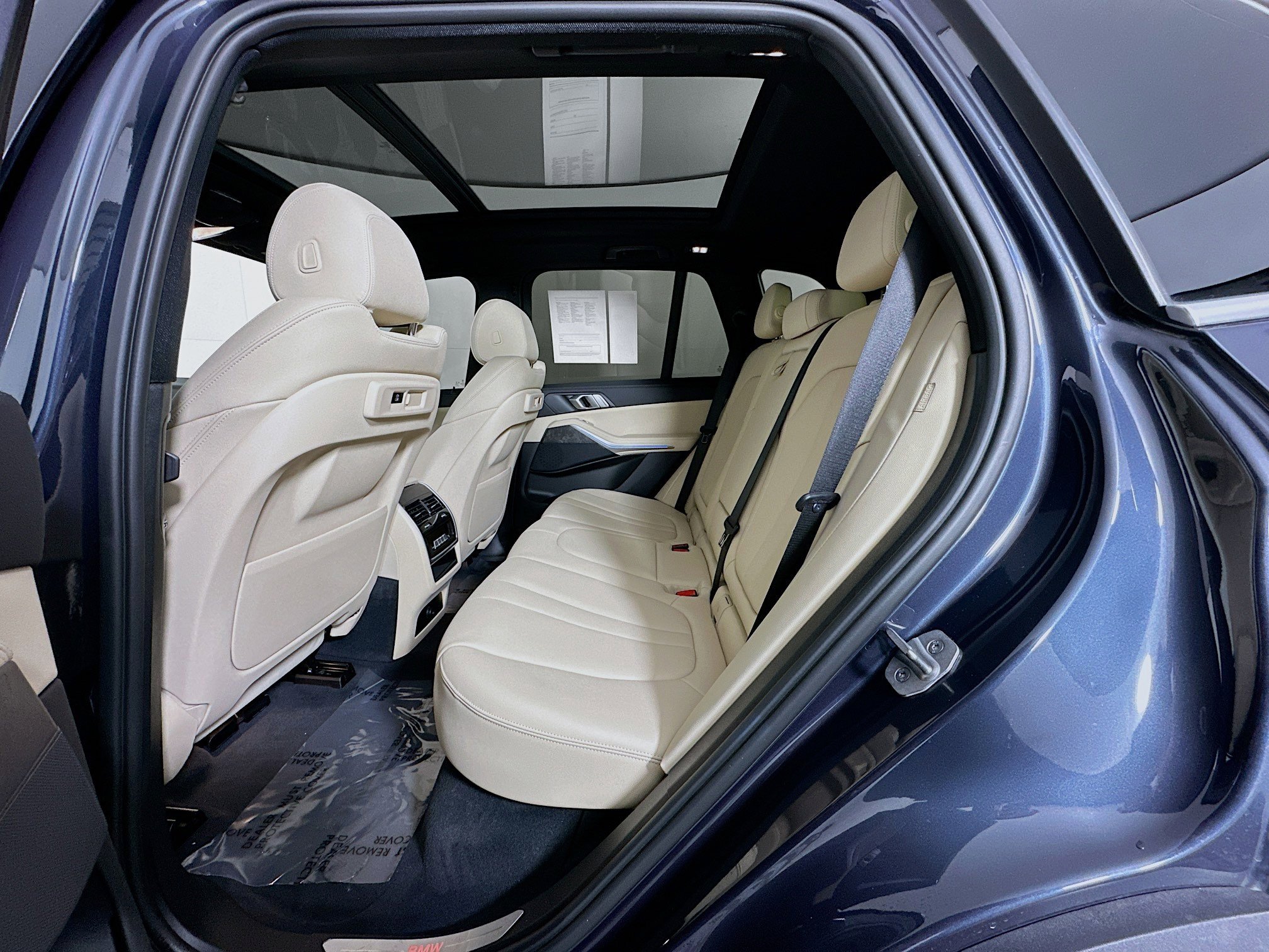 Used 2022 BMW X5 xDrive45e w/ Premium Package AWD/4WD image 29