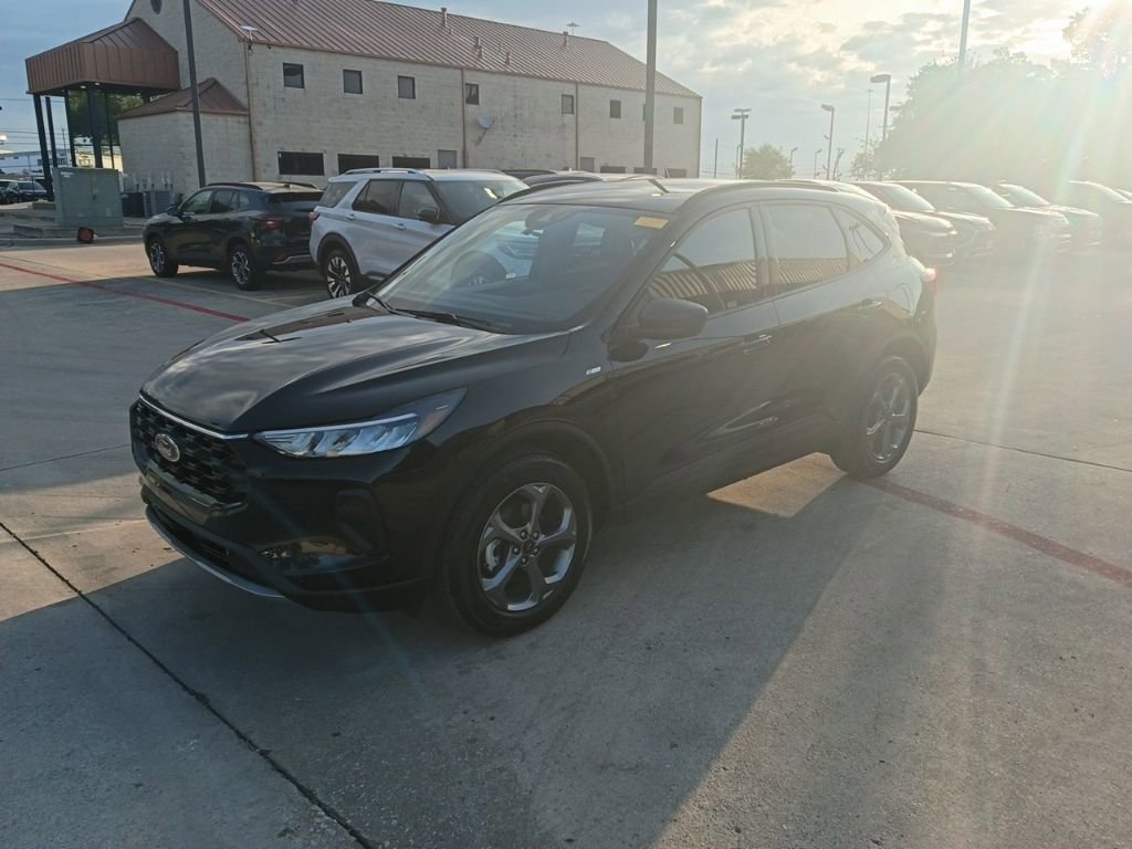 Used 2025 Ford Escape ST-Line