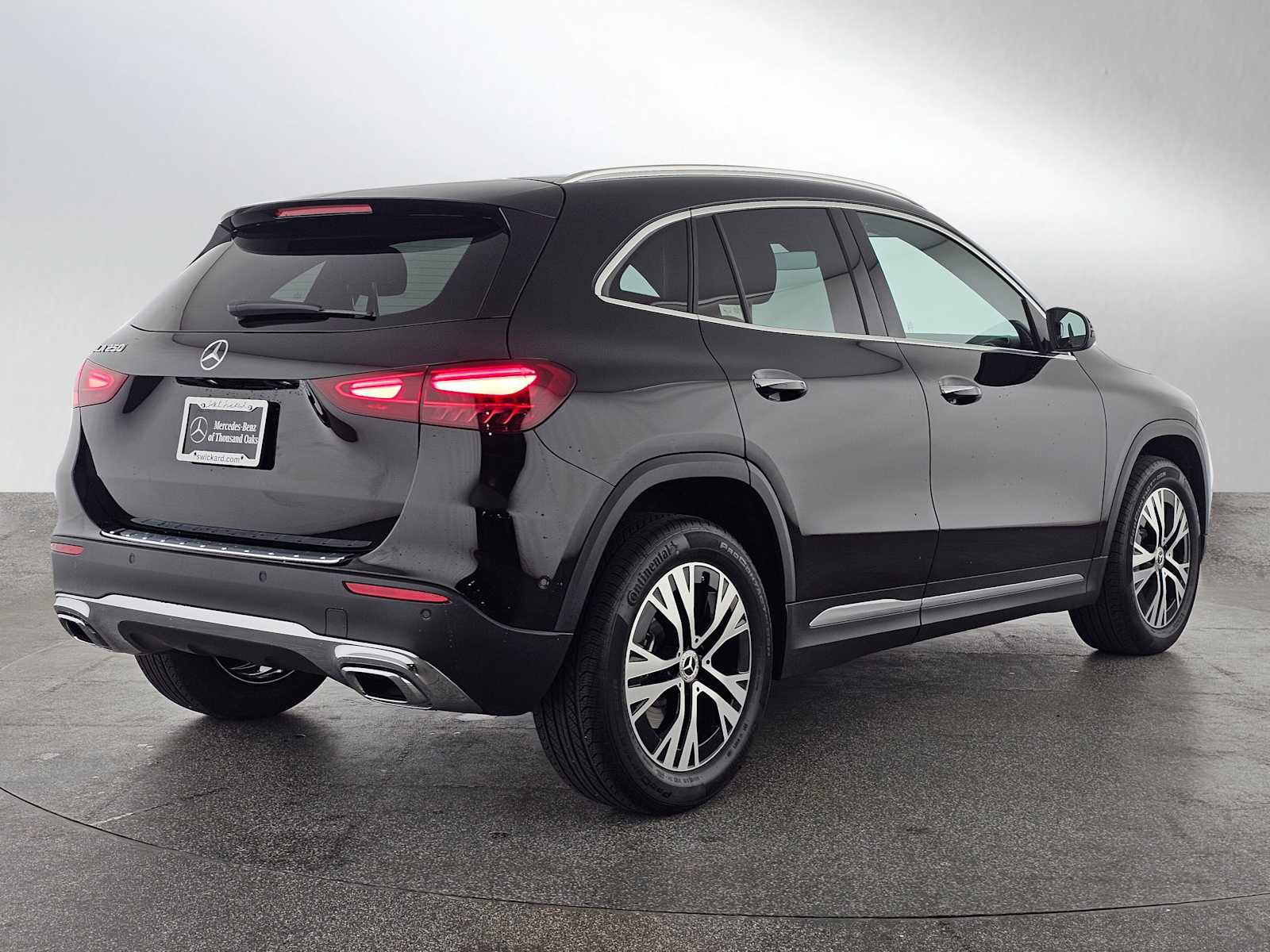 Certified 2025 Mercedes-Benz GLA 250 image 4