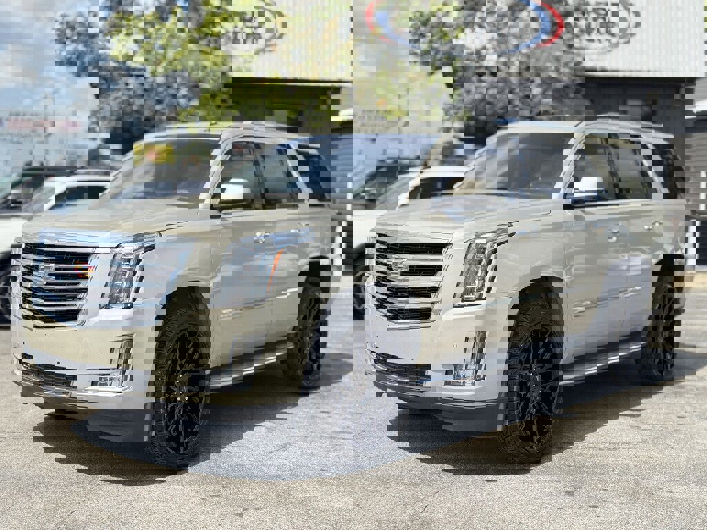 Used 2015 Cadillac Escalade Luxury