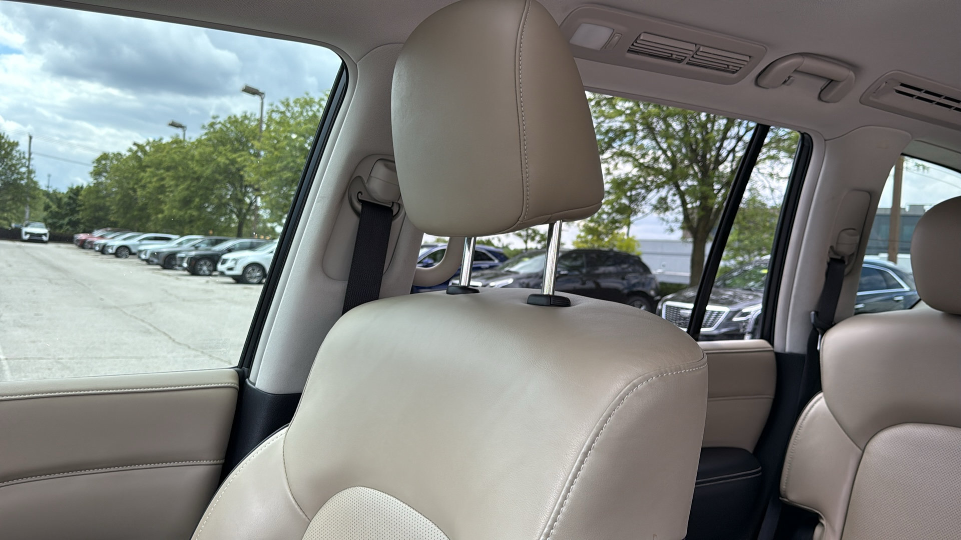 Used 2021 INFINITI QX80 Premium Select w/ All-Season Package AWD/4WD image 24