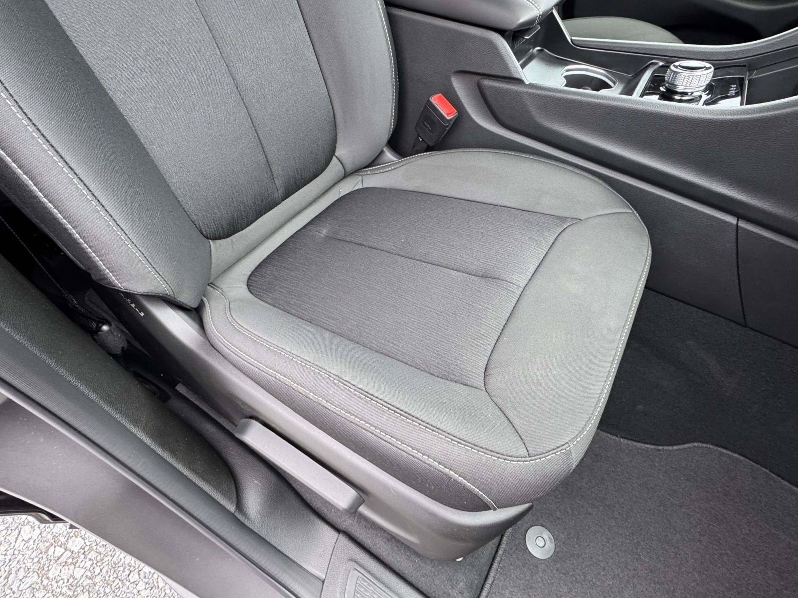 New 2025 Jeep Grand Cherokee L Laredo w/ Luxury Tech Group I AWD/4WD image 16