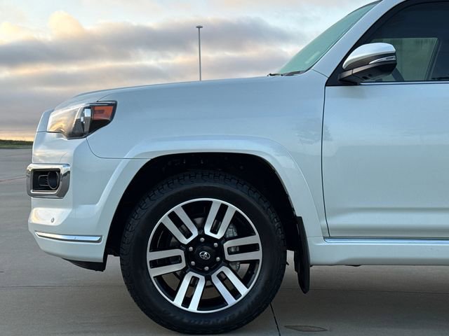 Used 2023 Toyota 4Runner Limited AWD/4WD image 5