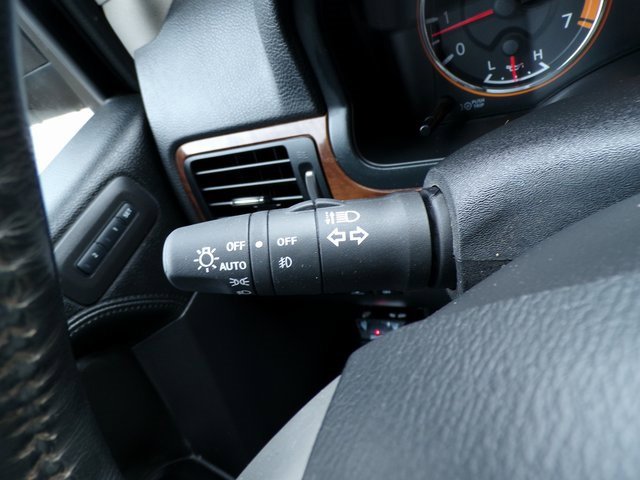 Used 2015 Nissan Armada Platinum w/ 2nd Row Captain Seat Package image 22