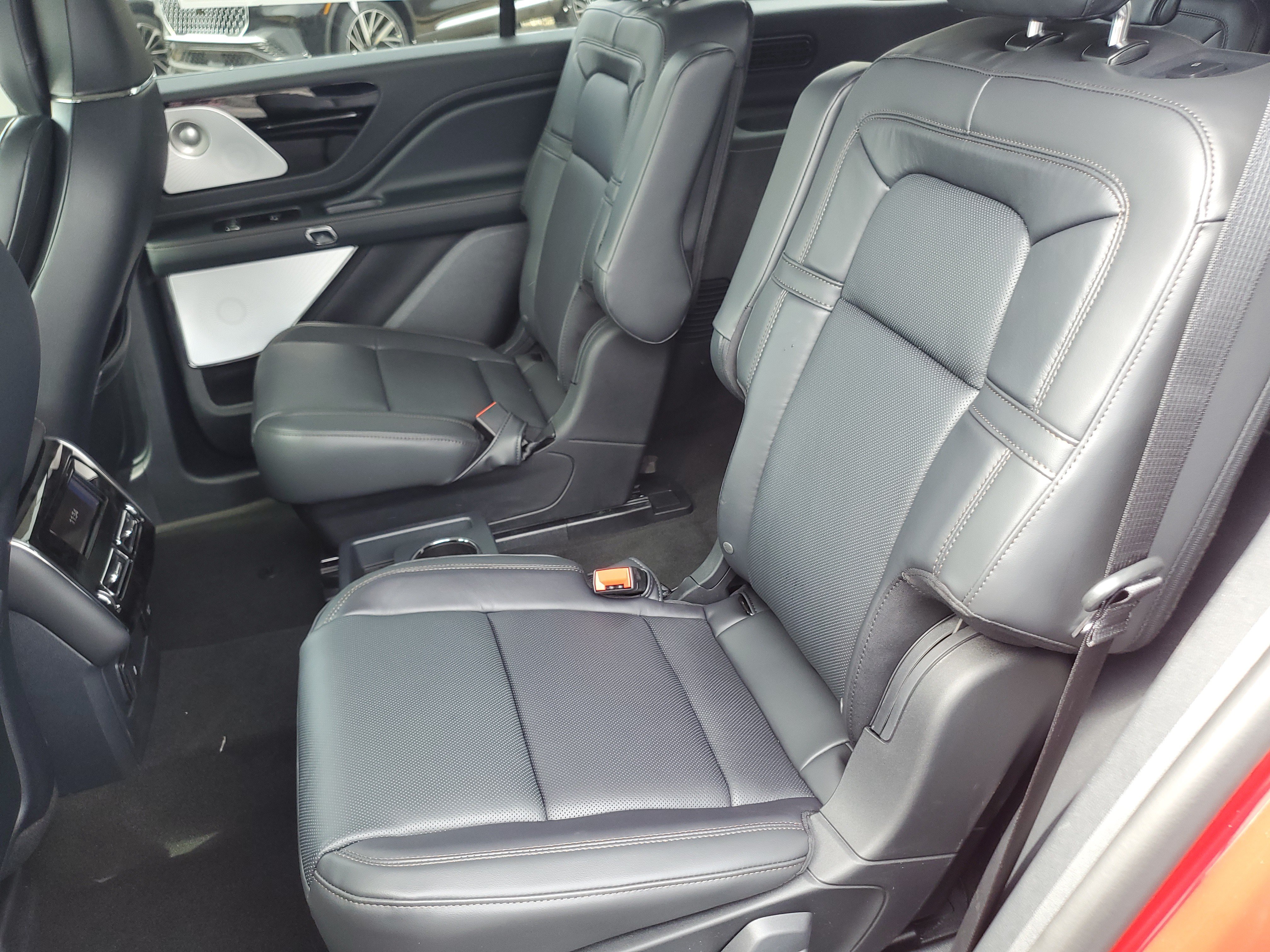 New 2026 Lincoln Aviator Reserve AWD/4WD image 26