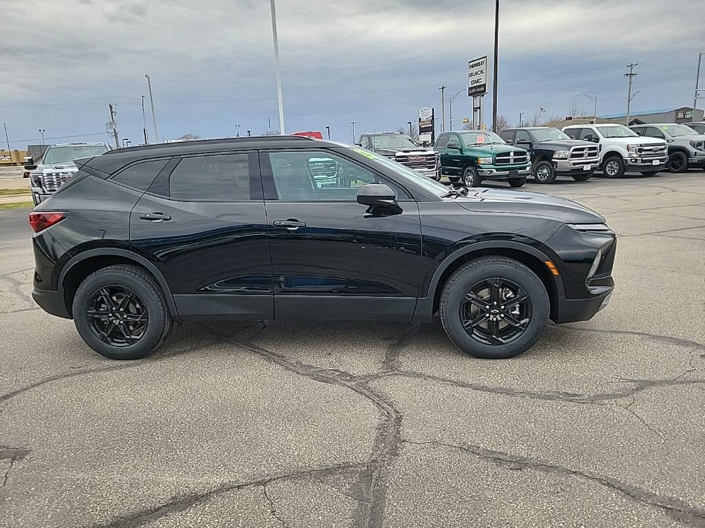 Used 2023 Chevrolet Blazer LT w/ Convenience Package image 5