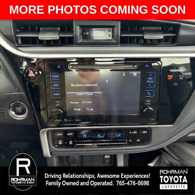 Used 2017 Toyota Corolla SE w/ SE Premium Package FWD image 10