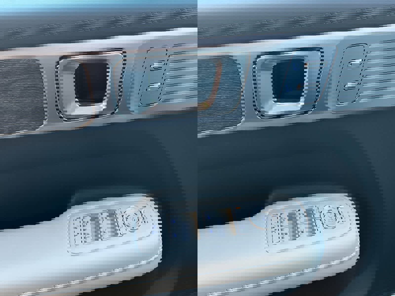 Certified 2025 Hyundai Santa Fe Calligraphy image 12