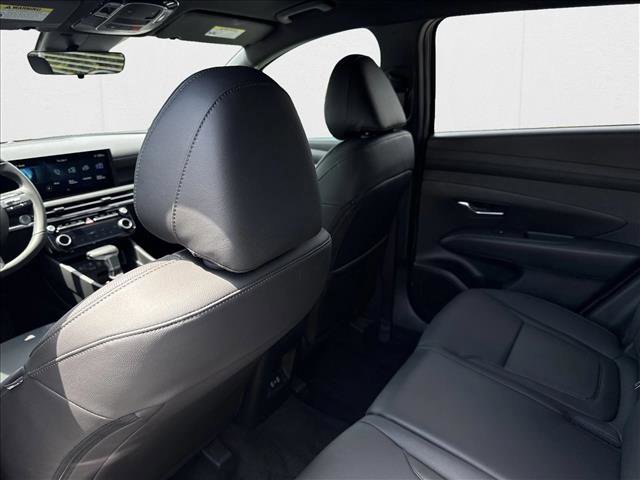 New 2025 Hyundai Tucson XRT image 16