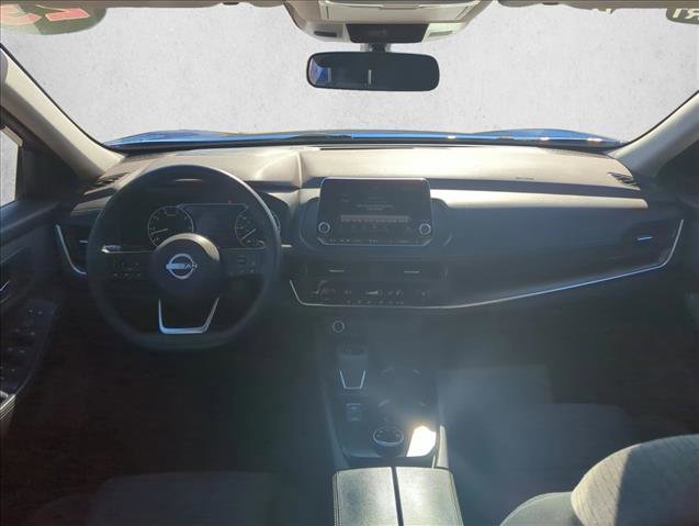 Used 2023 Nissan Rogue SV image 18