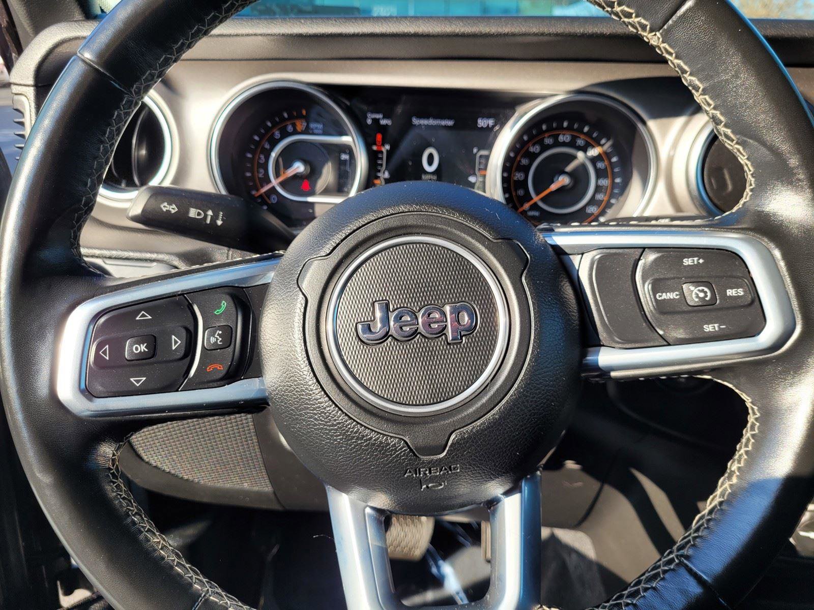 Used 2020 Jeep Gladiator Overland w/ Trailer Tow Package image 34