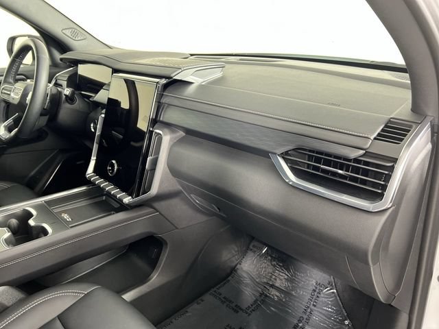 Used 2026 GMC Acadia Elevation w/ Black Edition FWD image 29