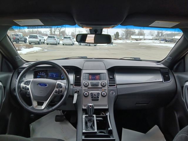 Used 2017 Ford Taurus SEL image 26