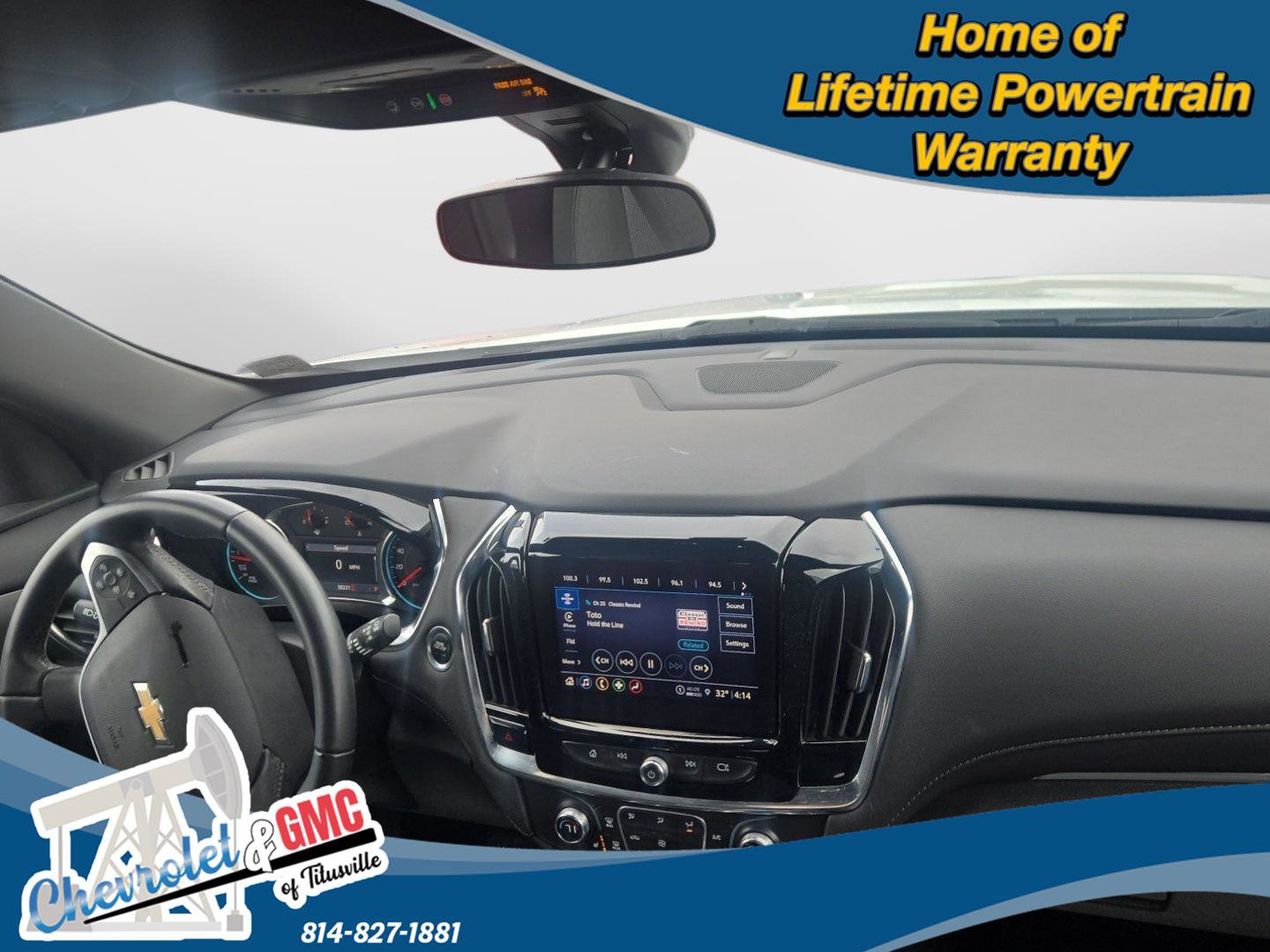 Used 2023 Chevrolet Traverse LT image 2