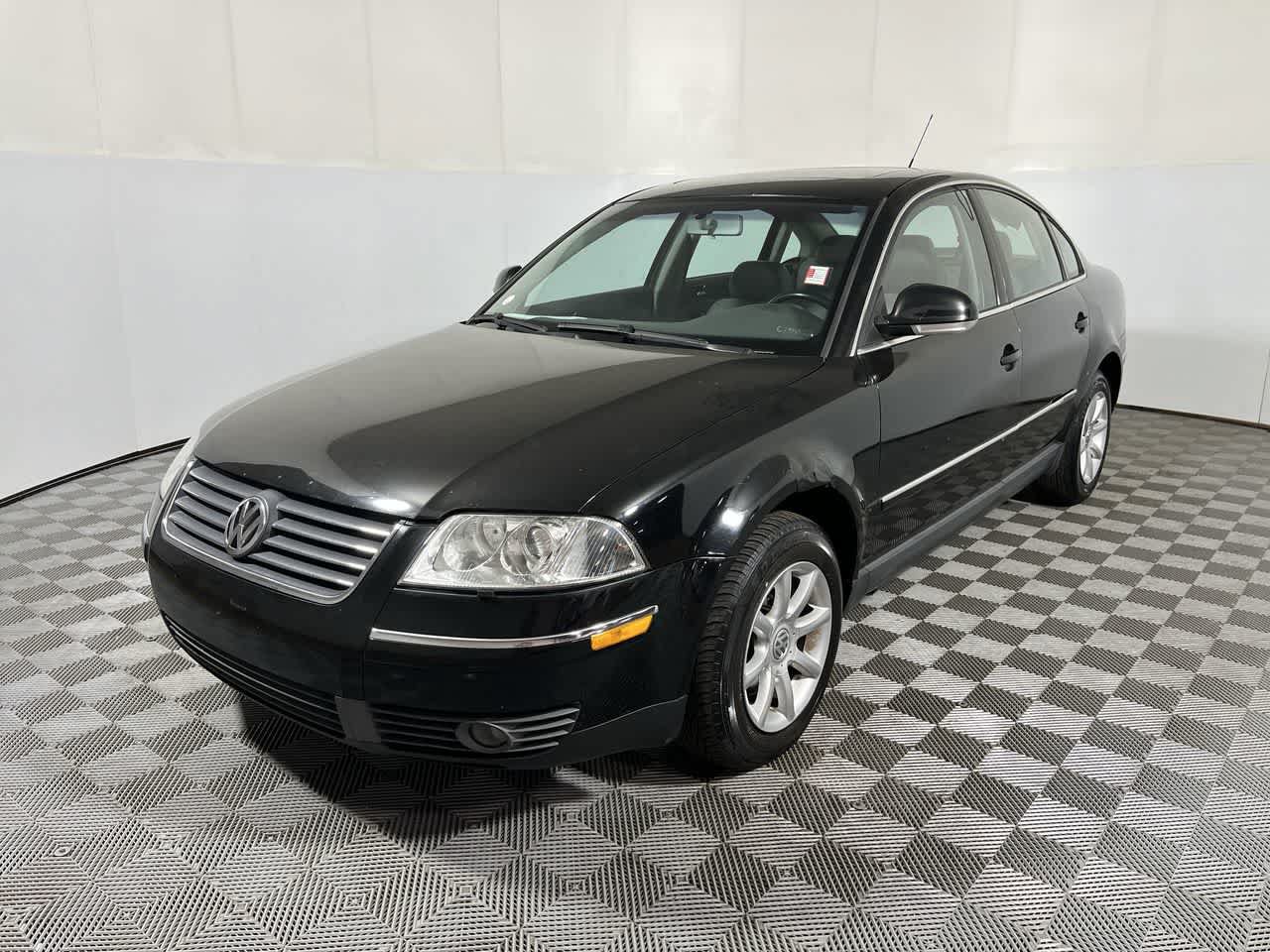 Used 2004 Volkswagen Passat GLS FWD image 4