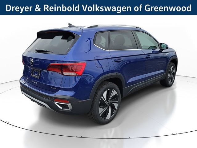 New 2024 Volkswagen Taos SE image 4