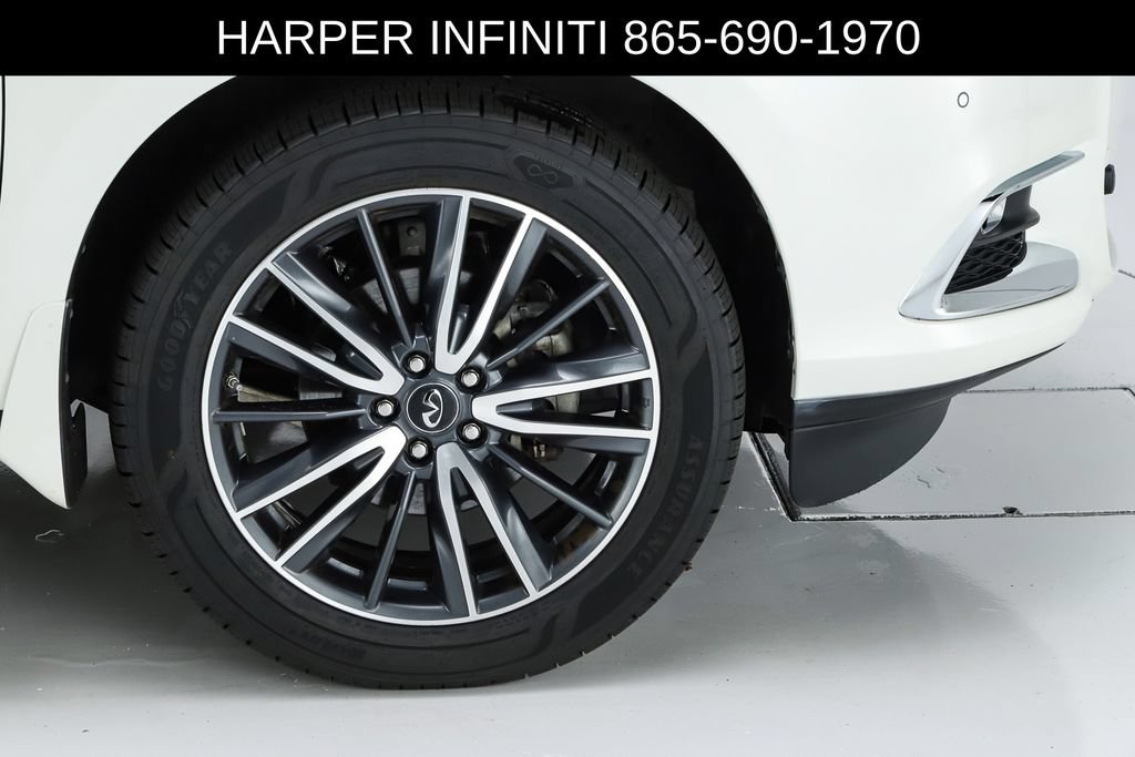 Used 2019 INFINITI QX60 Luxe w/ Sensory Package AWD/4WD image 15
