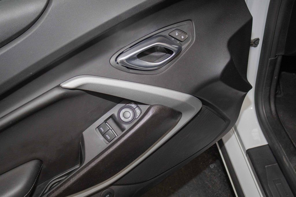 Used 2019 Chevrolet Camaro SS image 11