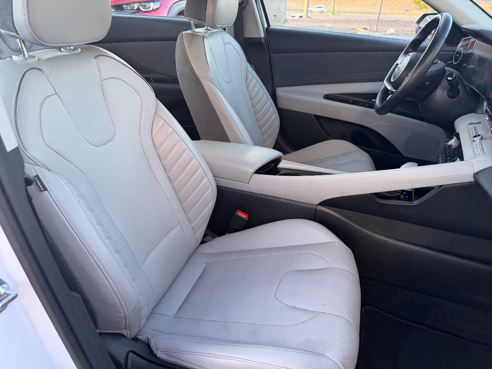 Used 2021 Hyundai Elantra Limited w/ Cargo Package FWD image 29