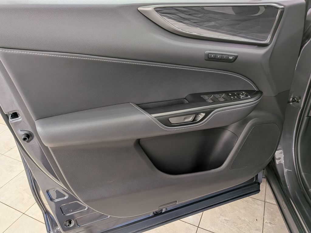 Certified 2025 Lexus NX 350h AWD w/ Accessory Package (2T) image 17