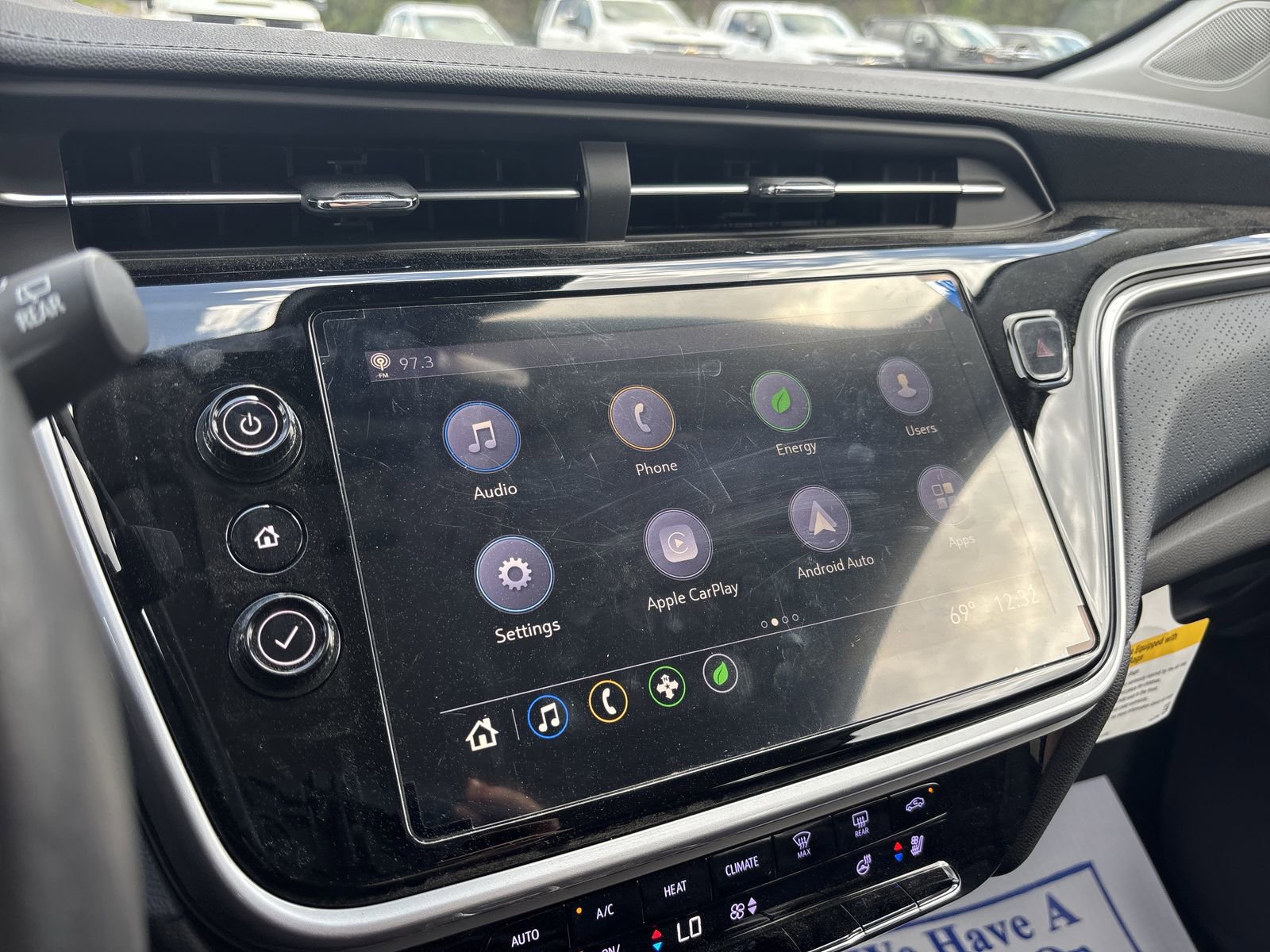 Used 2022 Chevrolet Bolt EUV Premier FWD image 19