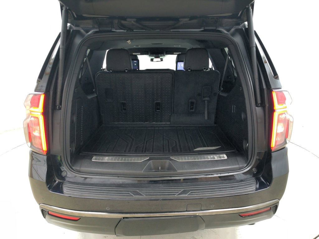 Used 2021 Chevrolet Suburban RST w/ Rear Media and Nav Package AWD/4WD image 40