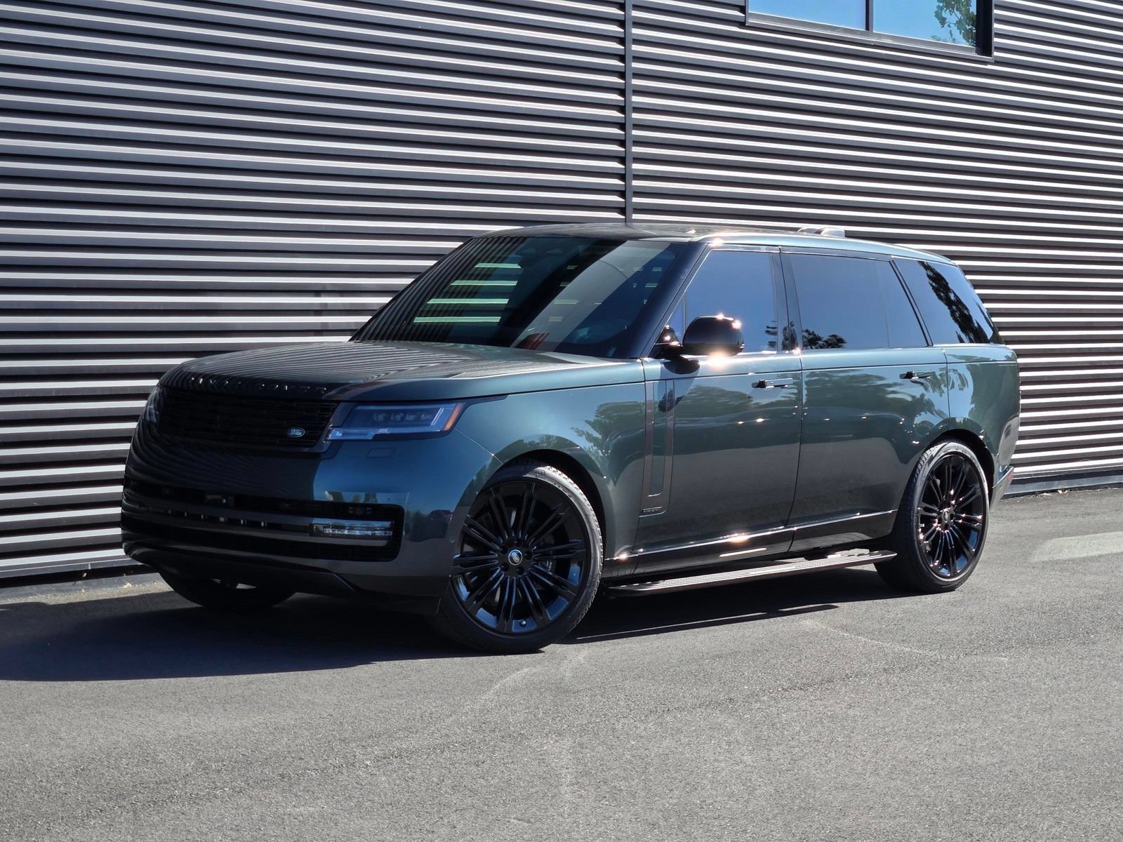 Used 2024 Land Rover Range Rover Long Wheelbase Autobiography
