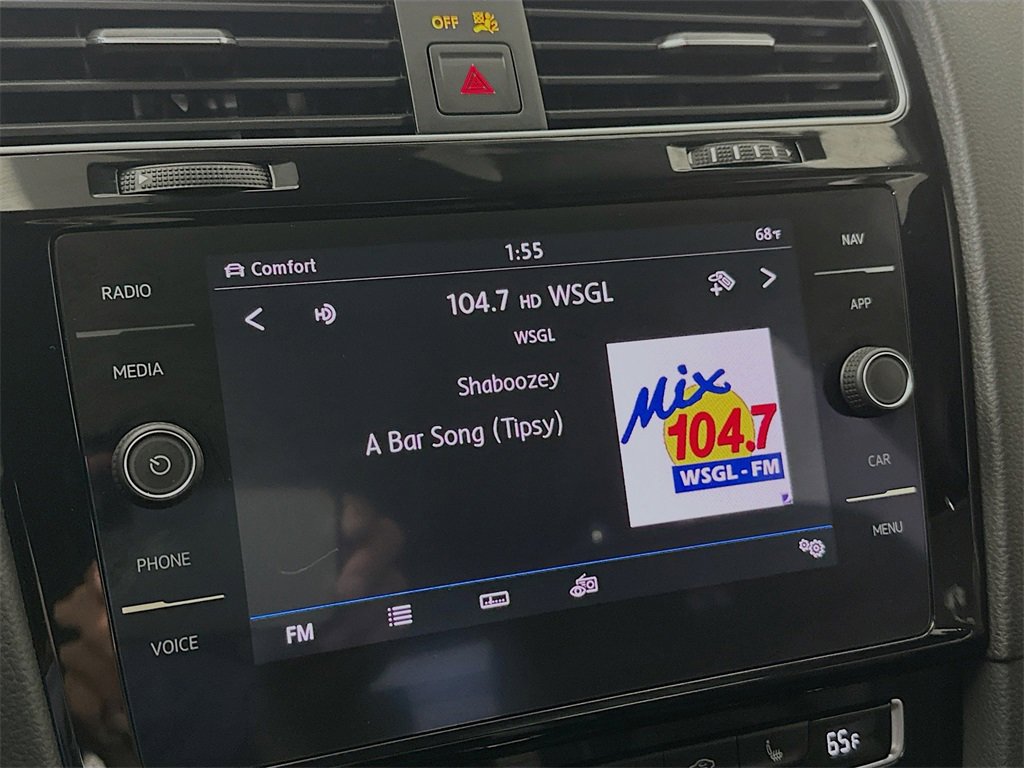 Used 2019 Volkswagen Golf R 4-Door image 15