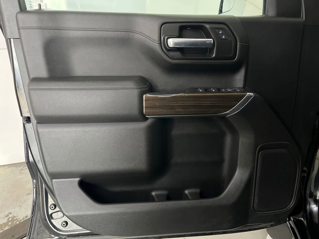 Used 2020 Chevrolet Silverado 1500 LT w/ True North Edition image 24