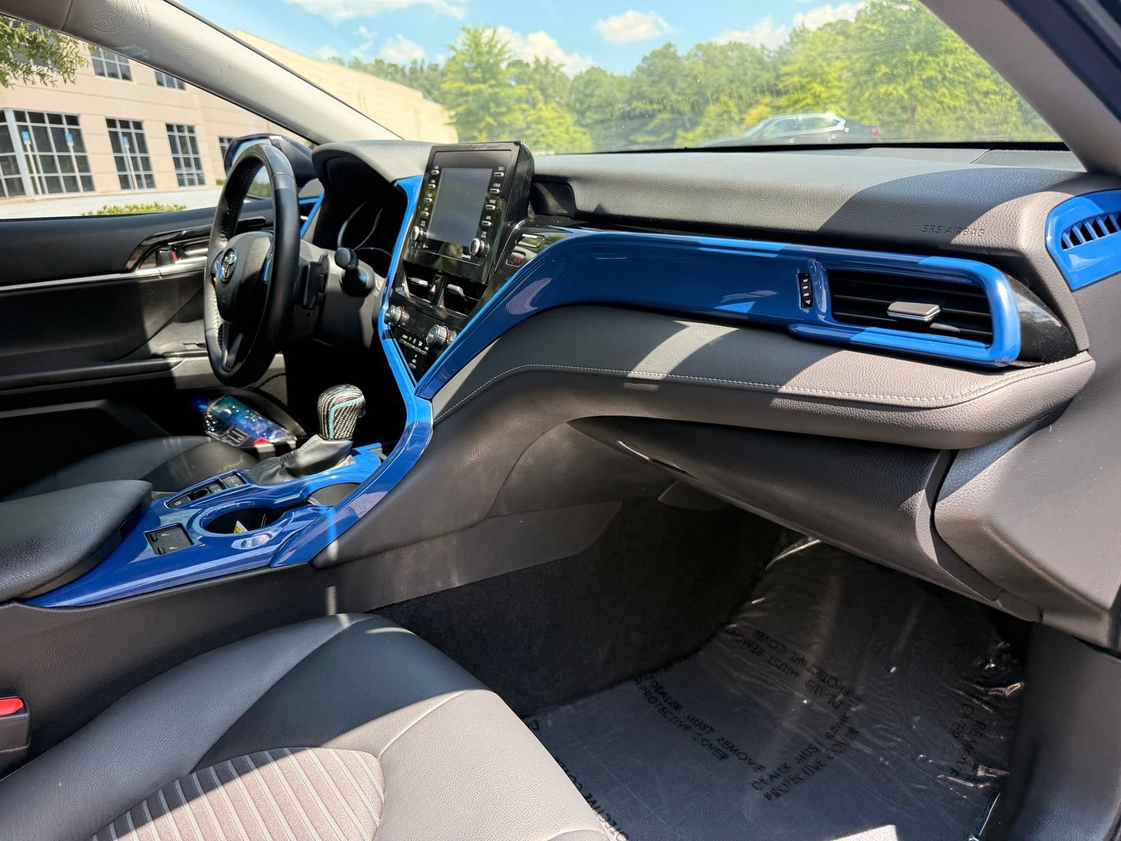 Used 2023 Toyota Camry SE w/ Cold Weather Package FWD image 24