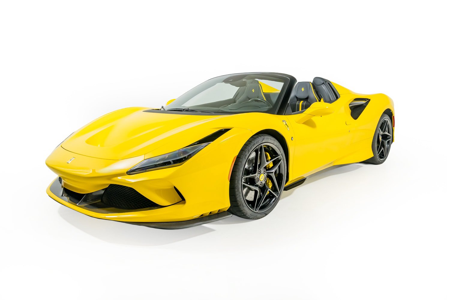 Used 2022 Ferrari F8 Tributo RWD image 14