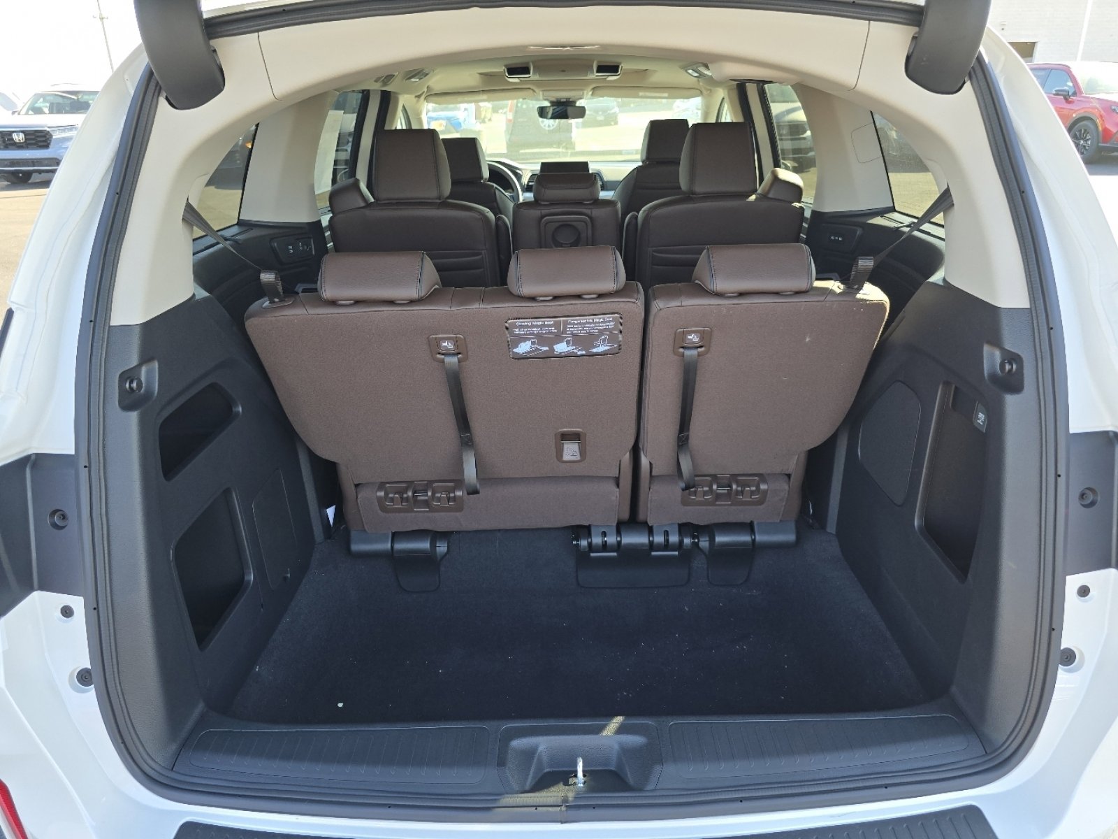 New 2026 Honda Odyssey Touring image 22
