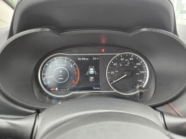 New 2025 Nissan Versa SR w/ Trunk Package image 16