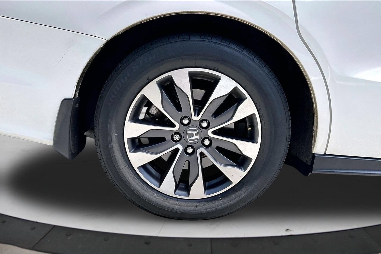 Used 2023 Honda Odyssey EX-L image 37